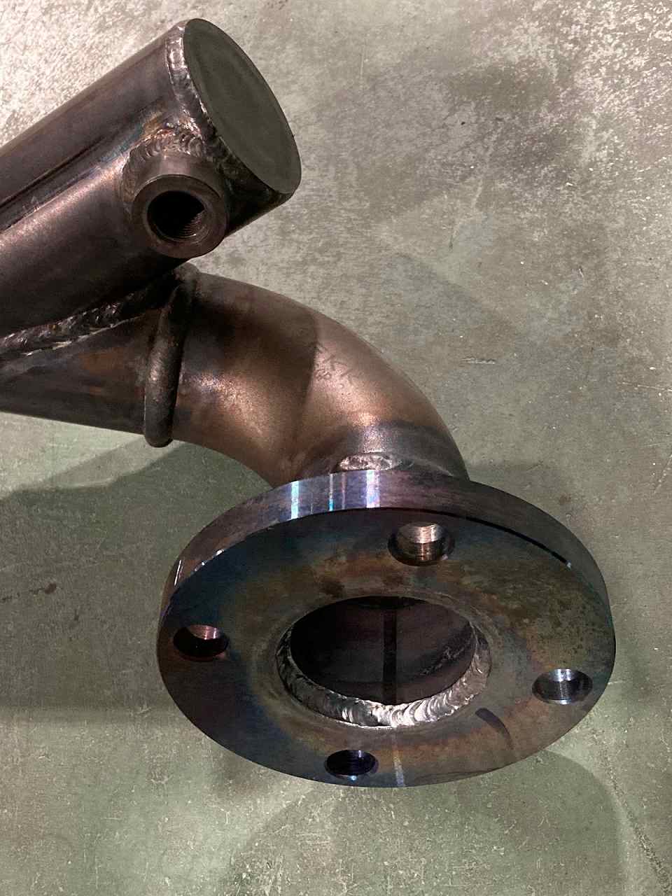 船舶用エンジン搭載部品 オイル管 - 金属塑性加工.com